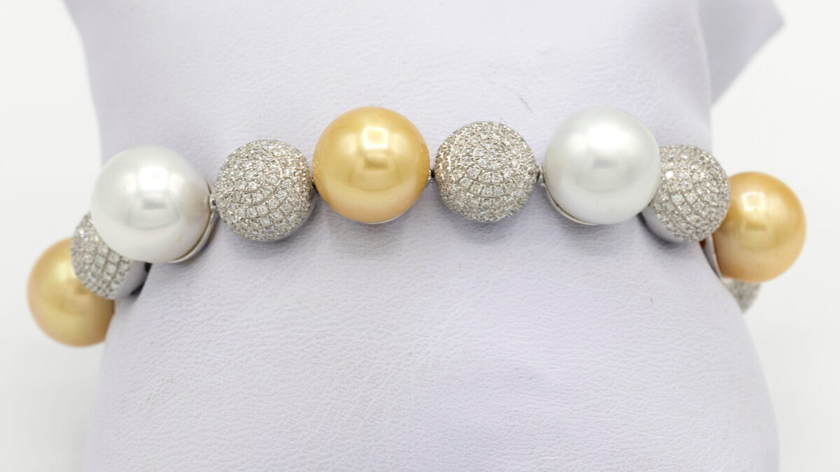 Diamond, Golden & White Pearl Bracelet
