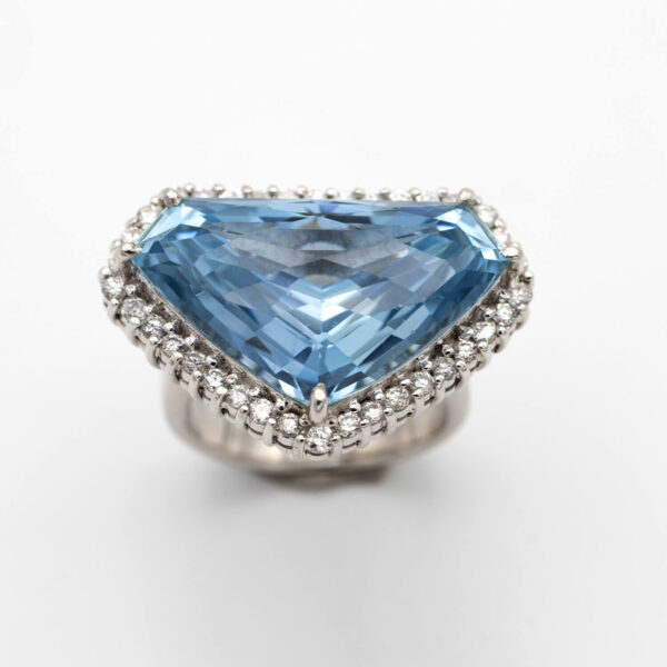 Platinum Aquamarine & Diamond Ring