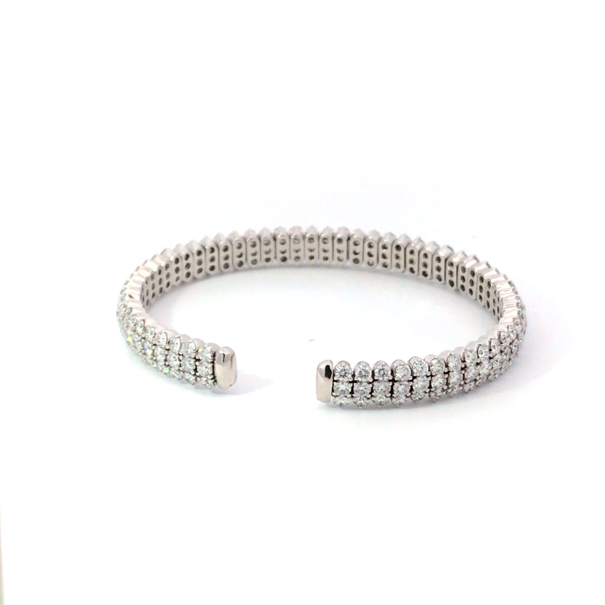 18 Karat White Gold Diamond Bangle Bracelet - Image 3