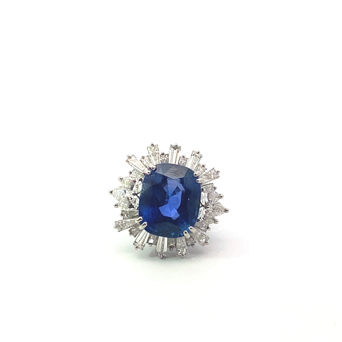 14.27 Carat Sapphire and Diamond Platinum Ring